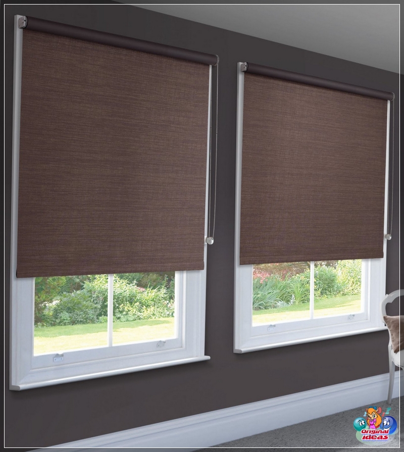 Roller blinds effectively protect the room from light