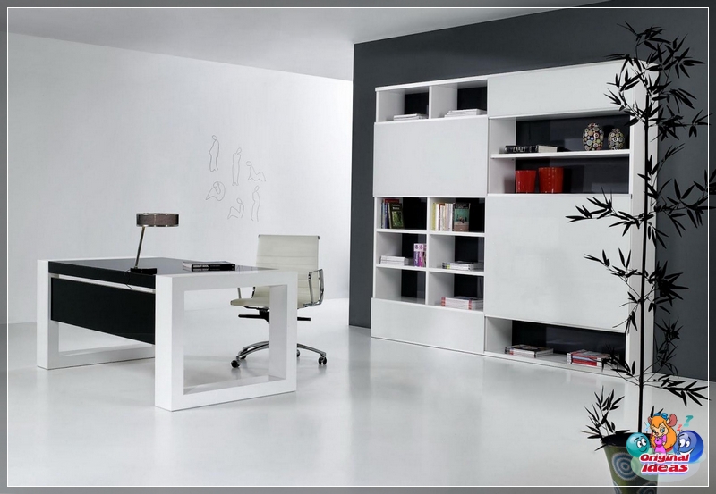 cabinet Mirror surface in furniture finishing