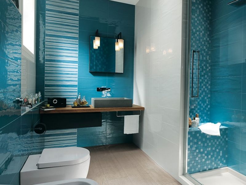 baño Combinación de azulejos mate y brillante