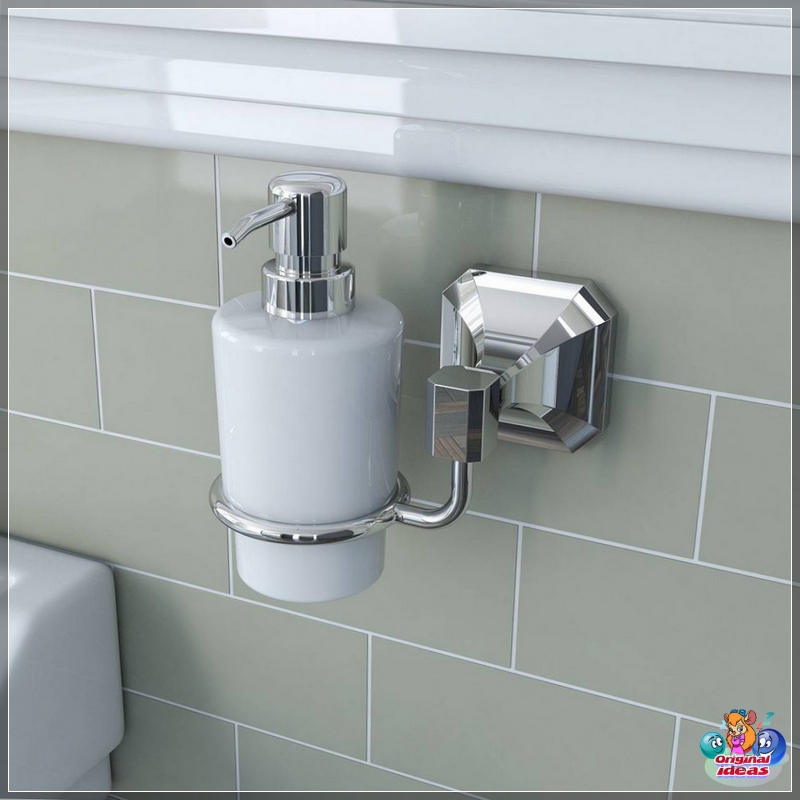bathroom bathroom