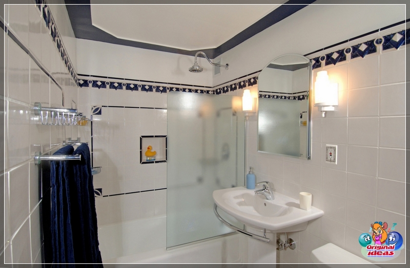 bathroom bathroom