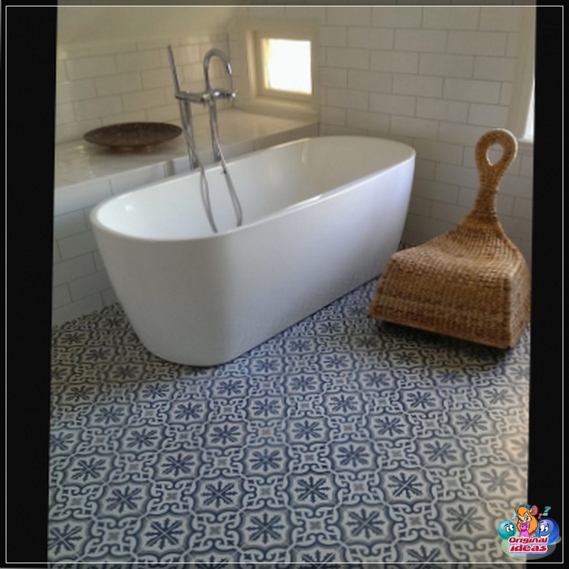 bathroom bathroom
