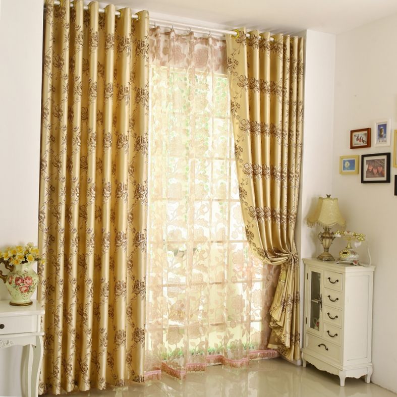 Zdjęcie zasłon do sypialni