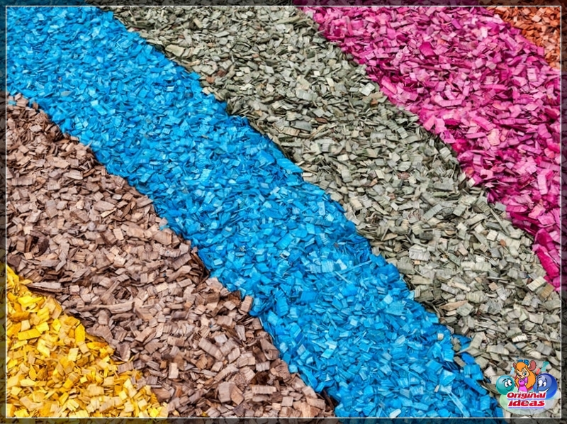 application Decorative chips for landscaping
