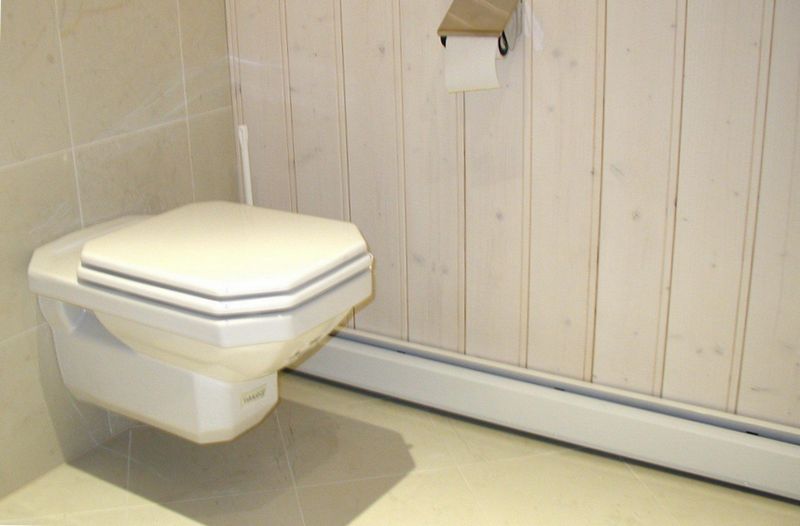 Zócalo cálido en el baño Zócalo cálido en el baño
