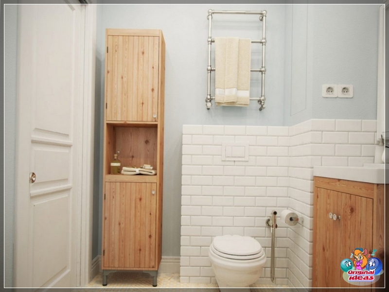 An example of a bathroom in the photo with drawers