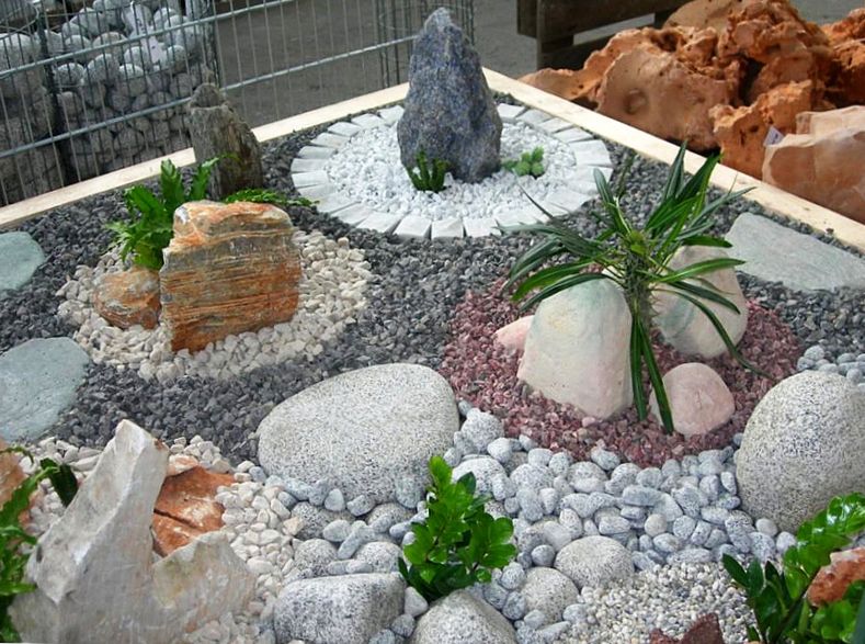 Decorative stones for landscape design
