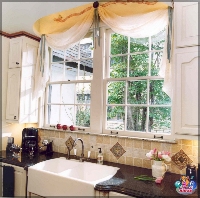 Light curtains-cafe for the kitchen in the style of Provence