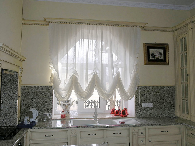 Кухонныя шторы: фатаграфіі, сучасны стыль, лепшыя ідэі і новыя прадметы, фактычныя шторы