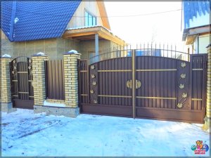 Прыгожыя вароты з профнасціл. Арыгінальныя дызайнерскія ідэі.